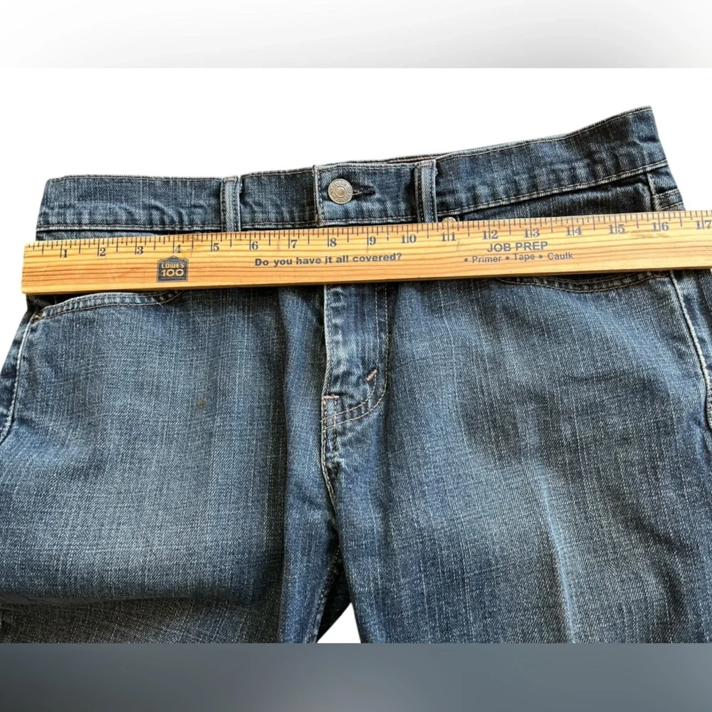 Levi’s men’s size 32 x 30 Levi’s 511 Classic Blue Denim Jeans
